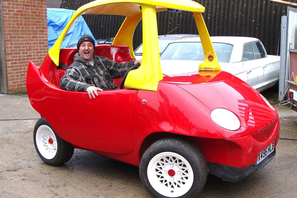 ¿Y si los coches de juguete se pudiesen conducir en carretera?